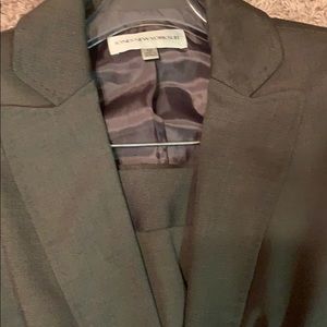 Two Piece Jones New York Pantsuit size 12